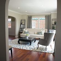 bright arch in the interior of the hallway photo