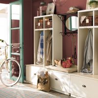 beautiful marsala color in photo room design