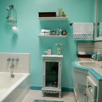 beautiful tiffany color in photo room design