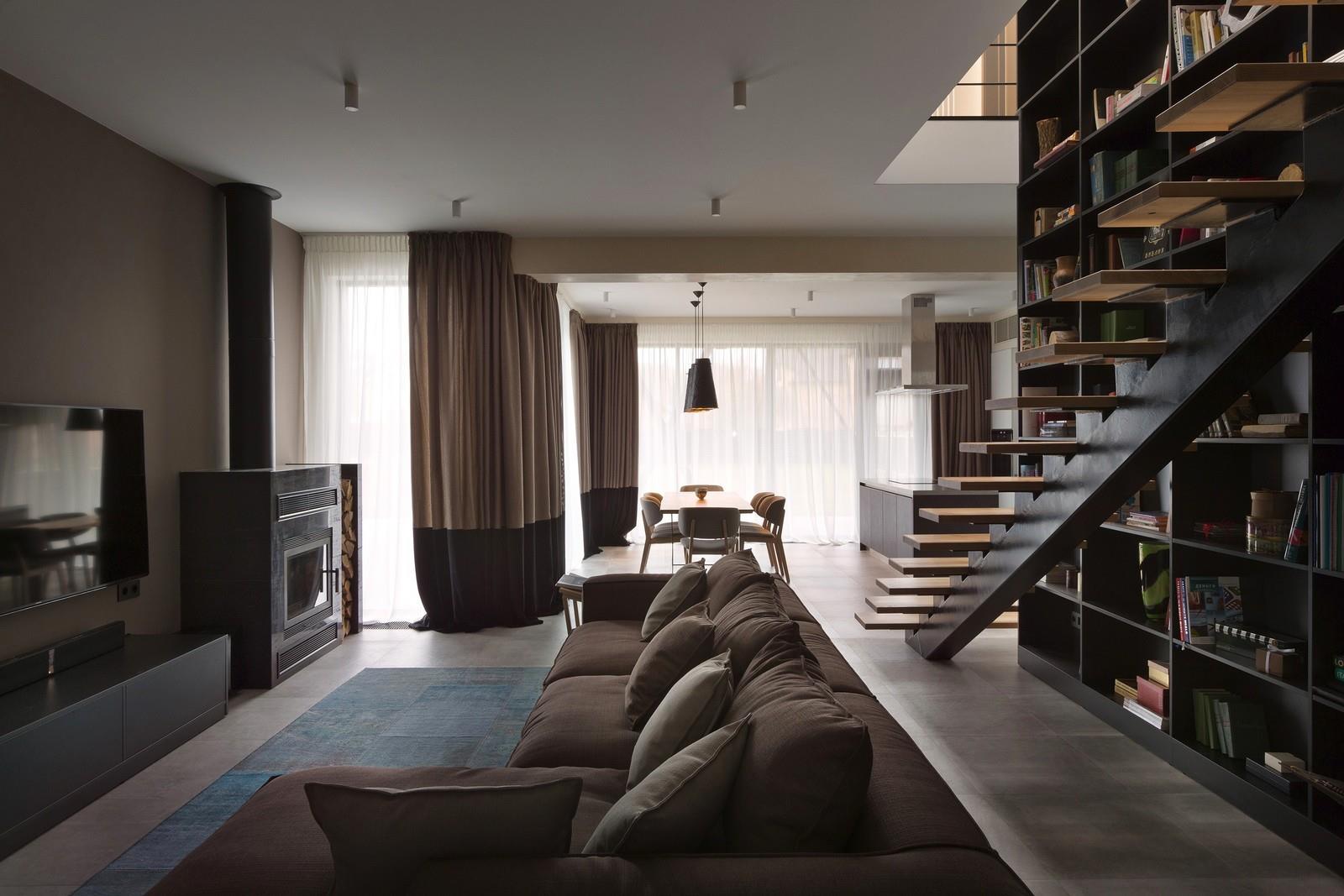 bright hallway design in chocolate color