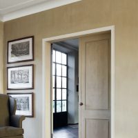 white aluminum baseboard in the interior of the apartment photo