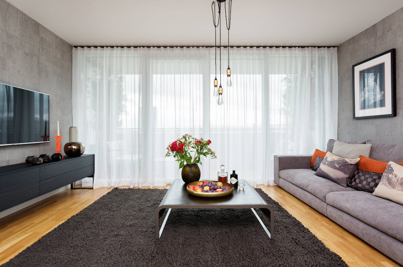 light cotton tulle in the interior of the kitchen