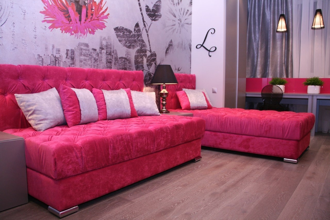 unusual living room style in fuchsia