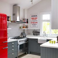 combination of red with other colors in the decor of the apartment photo