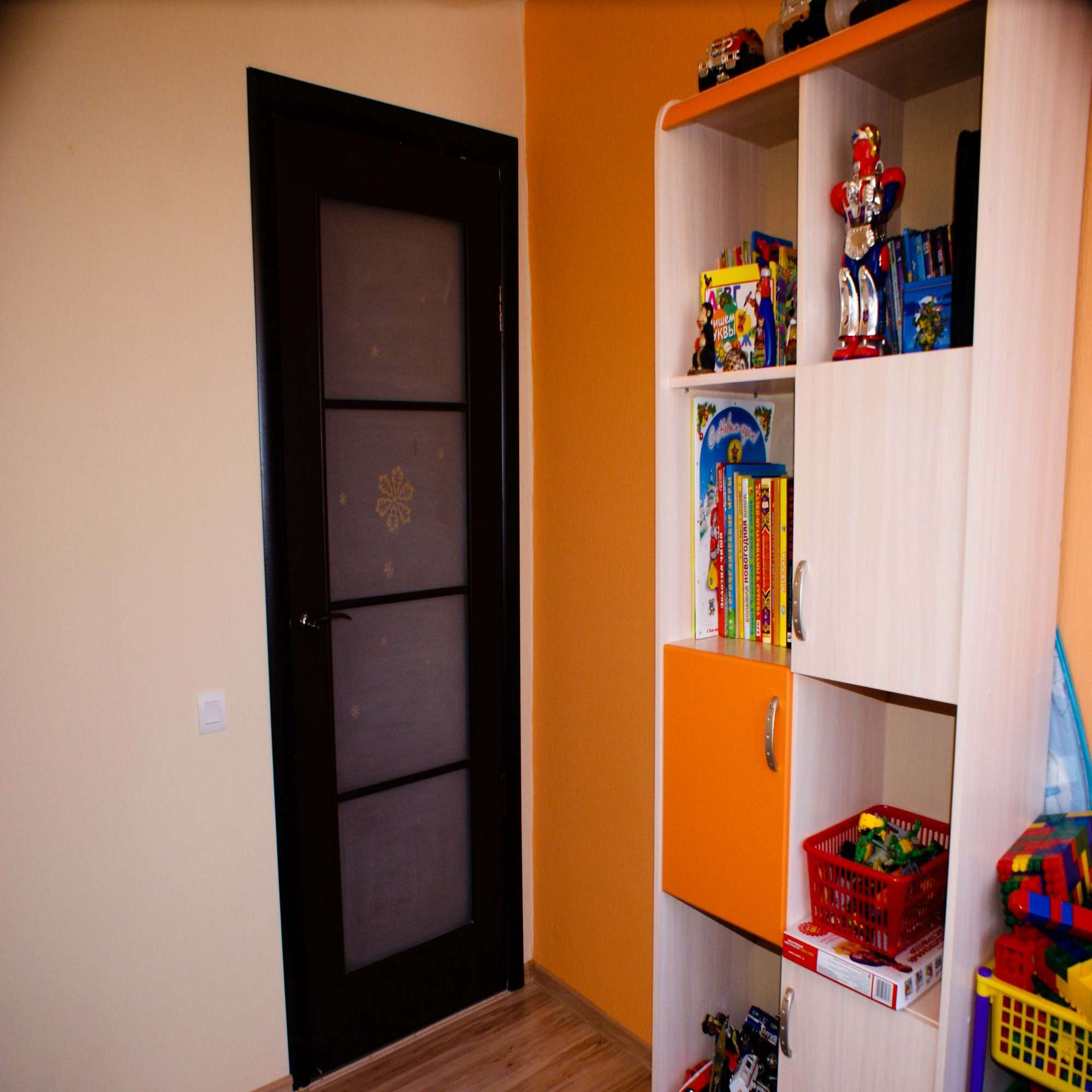 light corridor design in wenge color