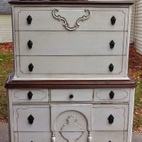 unusual design of the cabinet