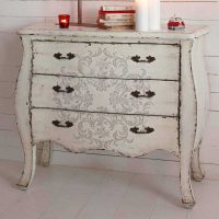 classic dressing table