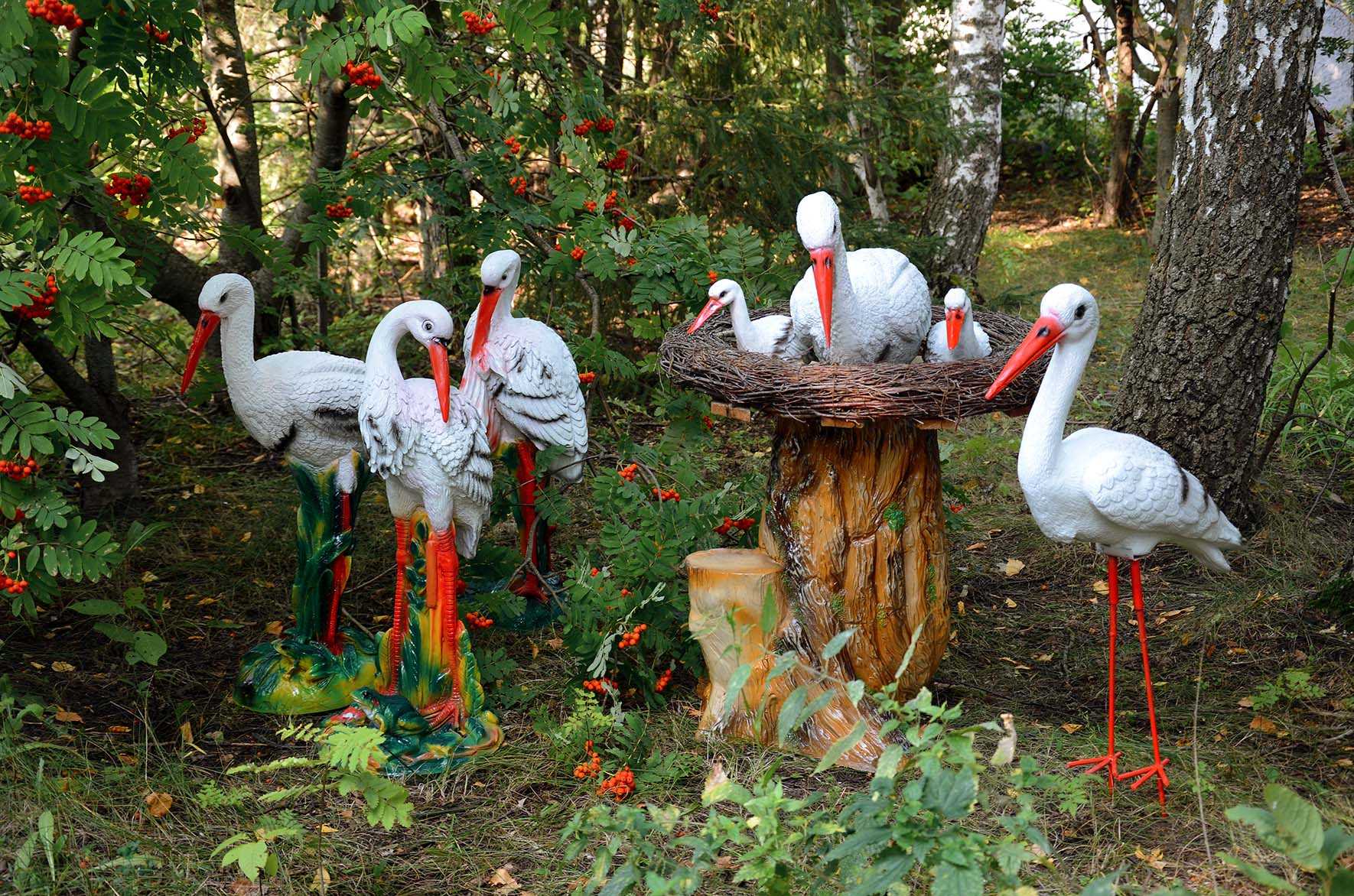 original decoration of the cottage with your own hands