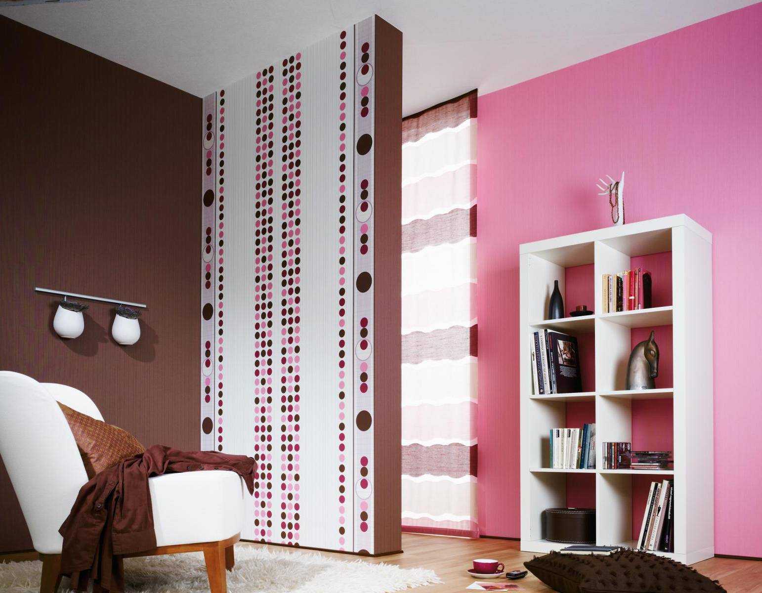 a combination of light pink in the style of the room with other colors