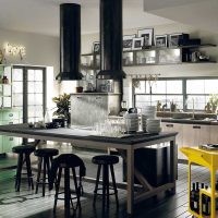 combining dark tones in the facade of the kitchen photo