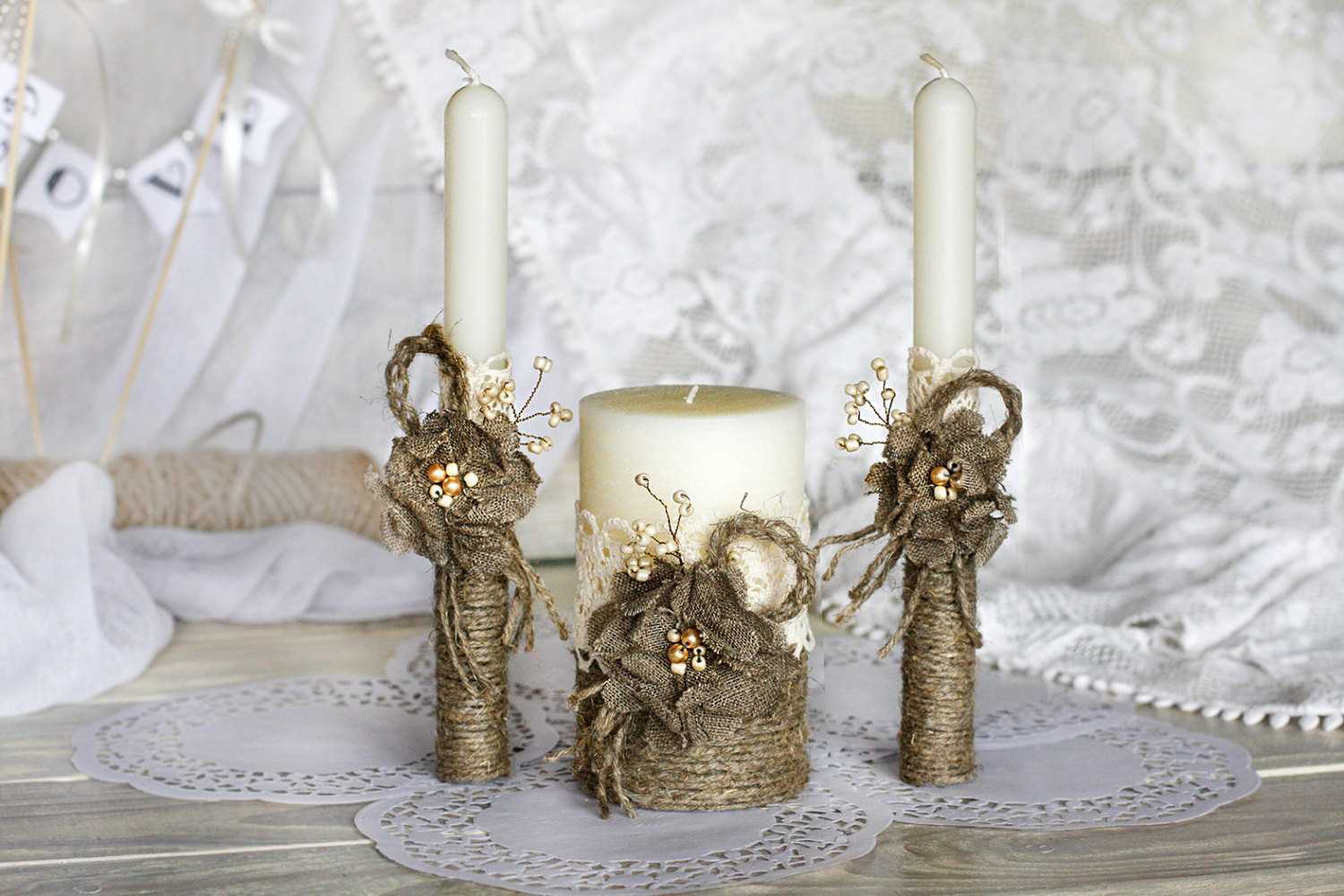 the idea of ​​light decoration of candles with your own hands