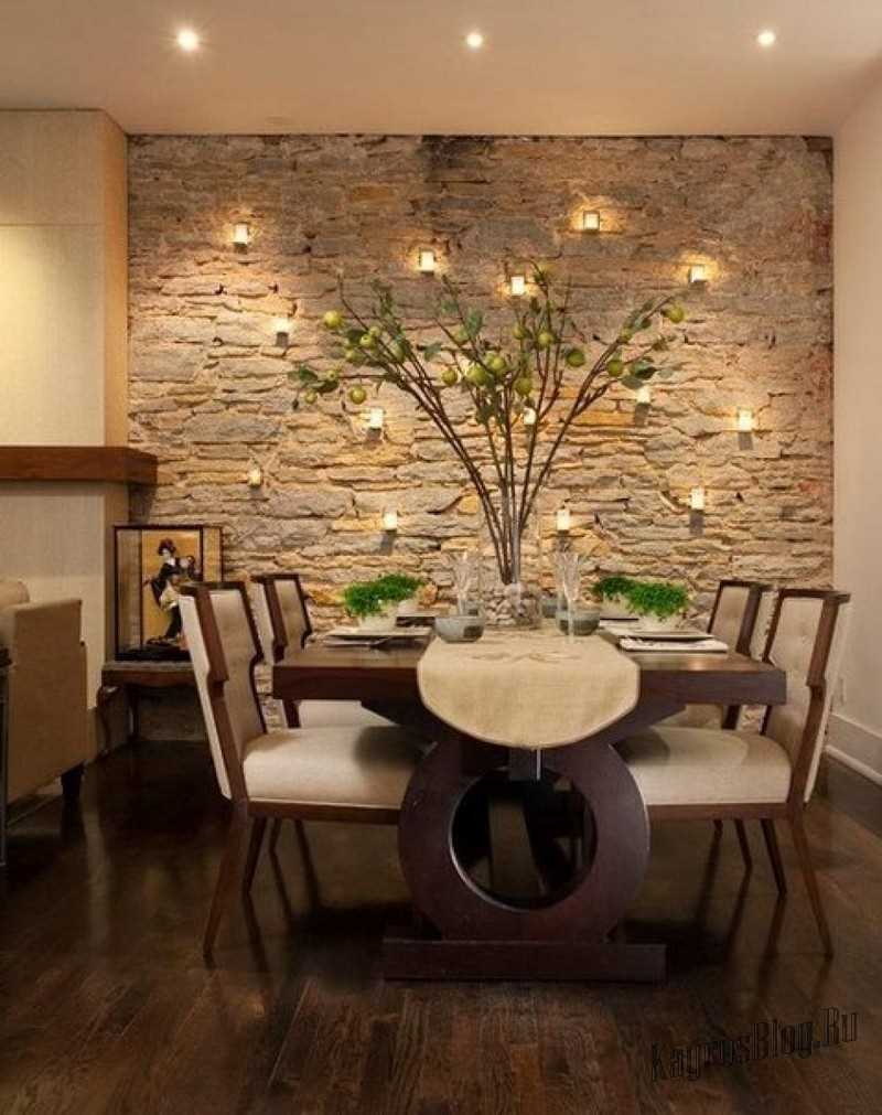 the idea of ​​a bright decorative stone in the interior of the room