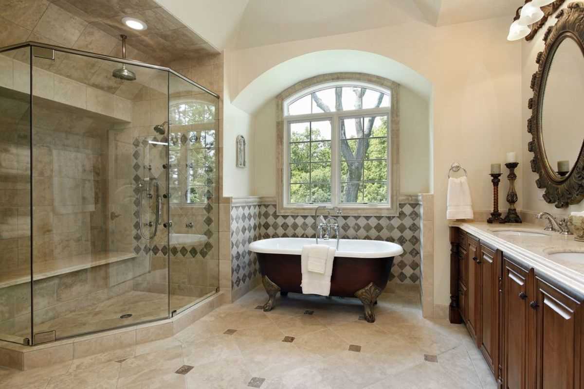 bright bathroom design option