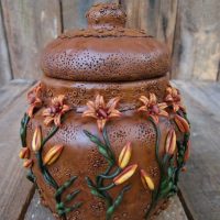 idea of ​​unusual decoration of a floor vase photo