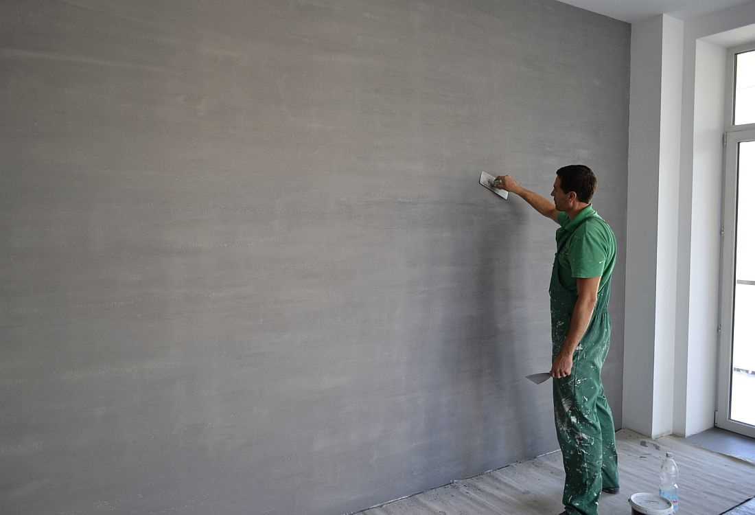 bright decorative plaster in the interior of the apartment for concrete