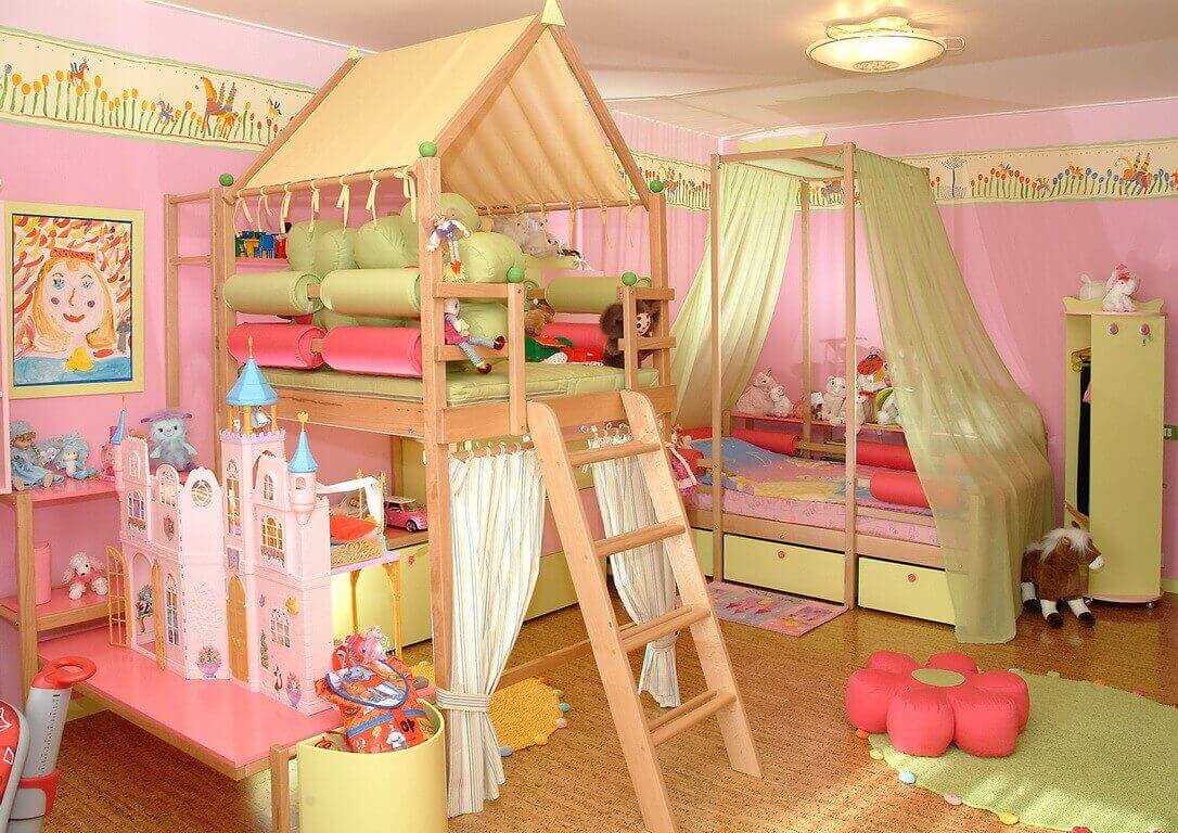 the idea of ​​an unusual design of a children's room for a girl