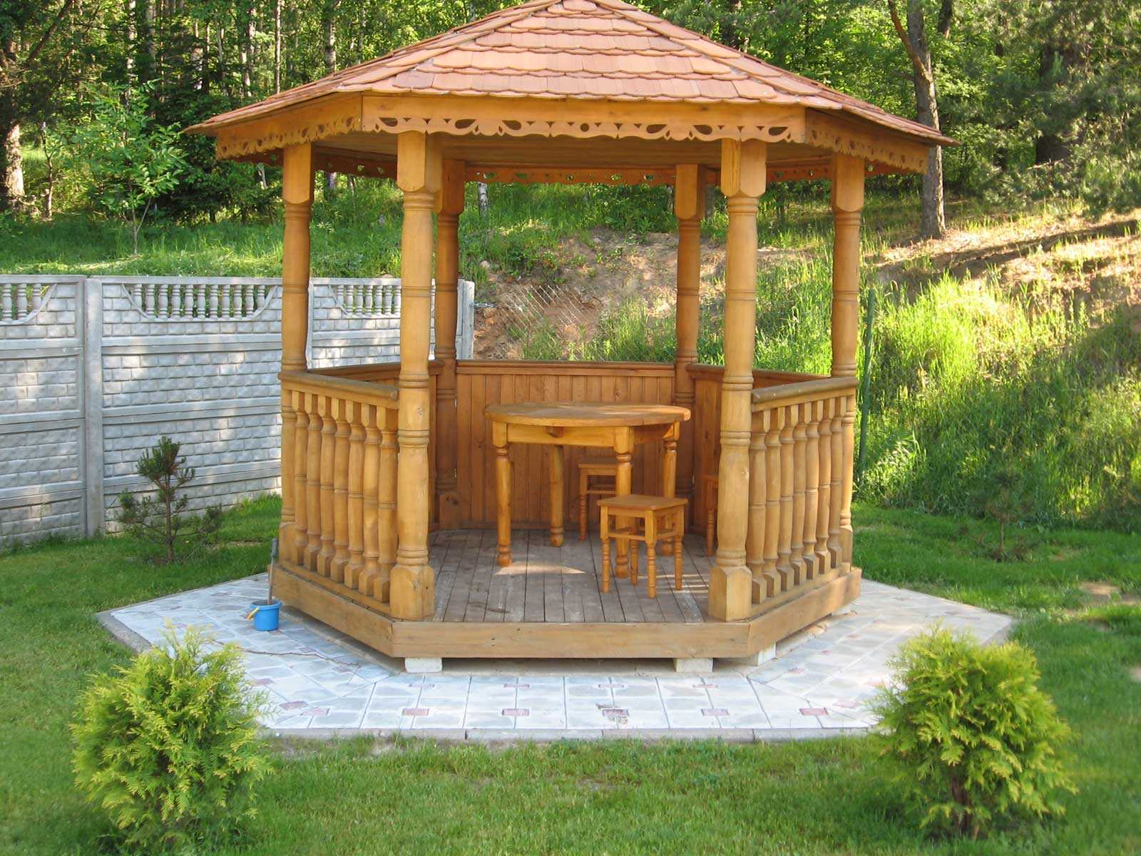 version of the modern design of the gazebo