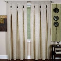 An example of the use of modern curtains in a bright room design picture