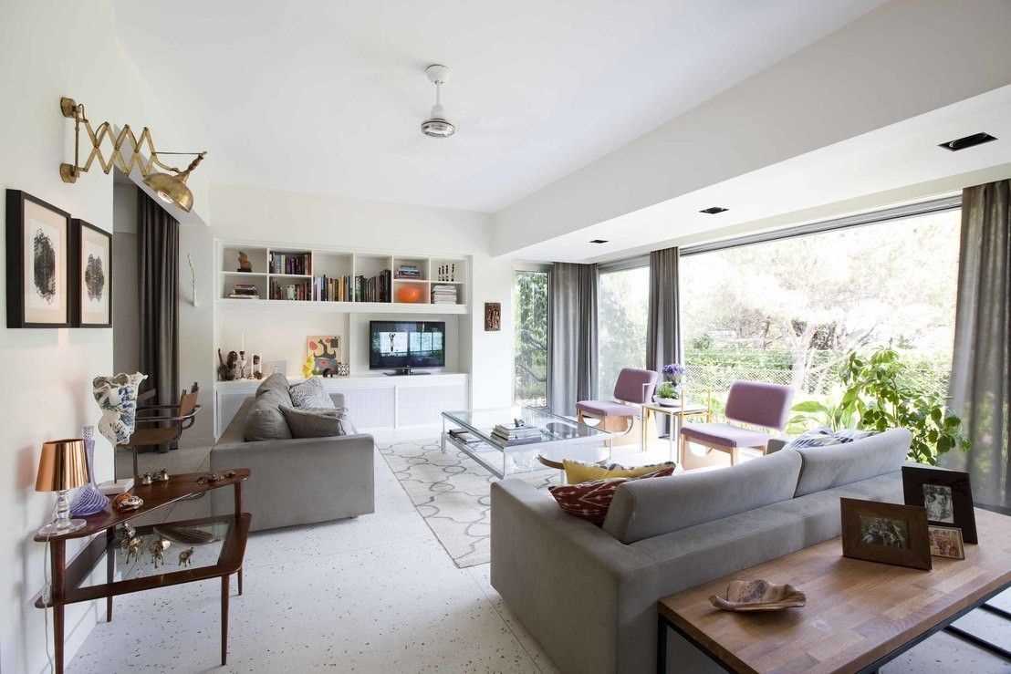 example of a bright interior of a two-room apartment