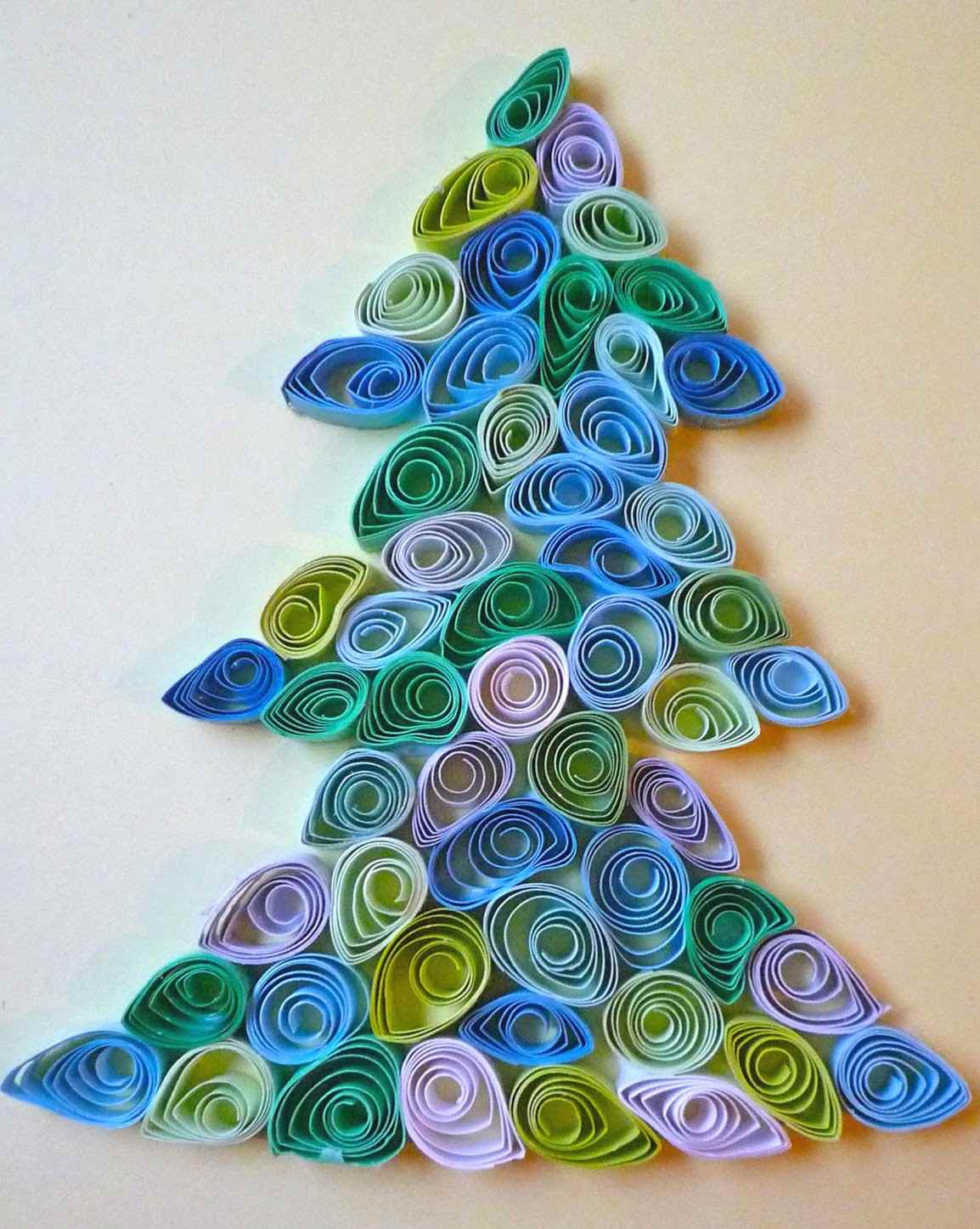 an example of creating a bright Christmas tree from cardboard yourself