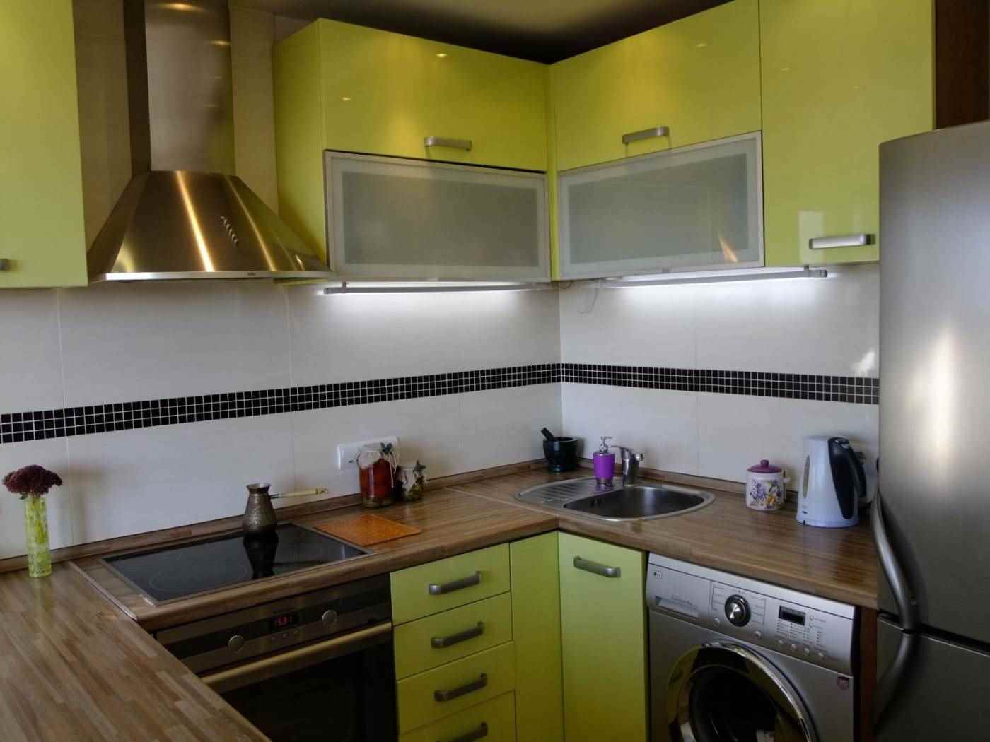 varian hiasan dapur yang indah 12 sq.m