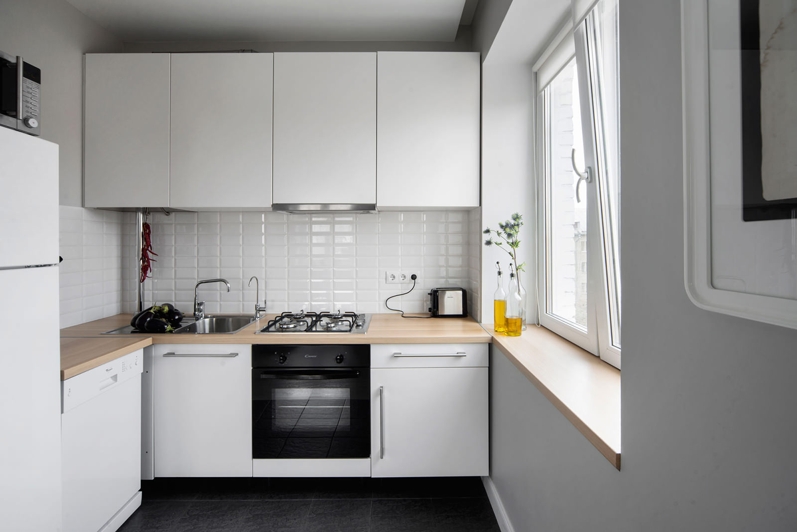 white kitchen in Khrushchev