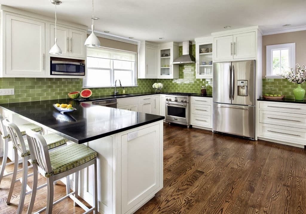 white suite for a large kitchen