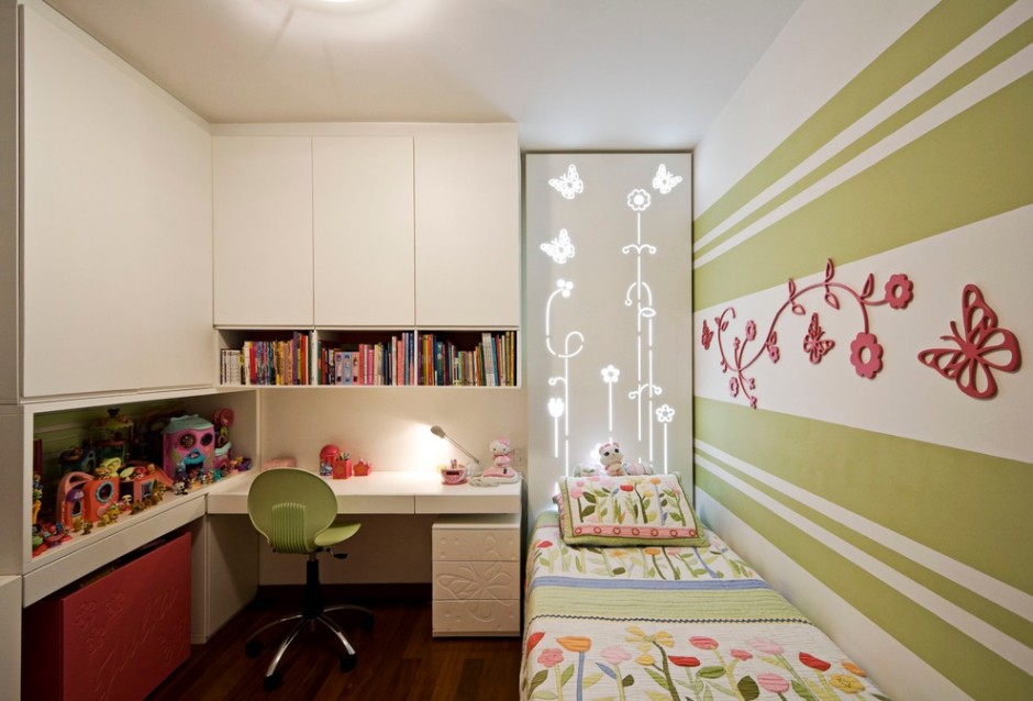 compact kids room