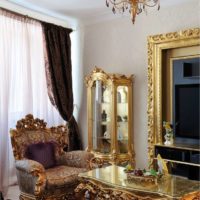 golden baroque setting