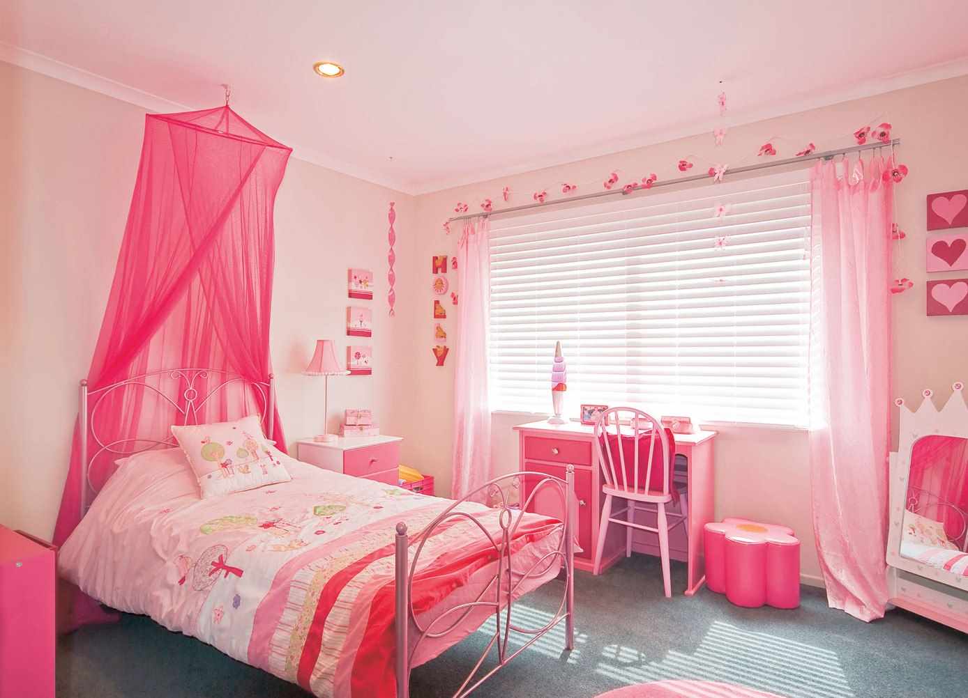 option for a bright bedroom interior for a girl