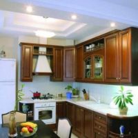 variant of the bright design of the ceiling in the kitchen picture