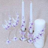 idea of ​​unusual decoration of wedding glasses decor photo