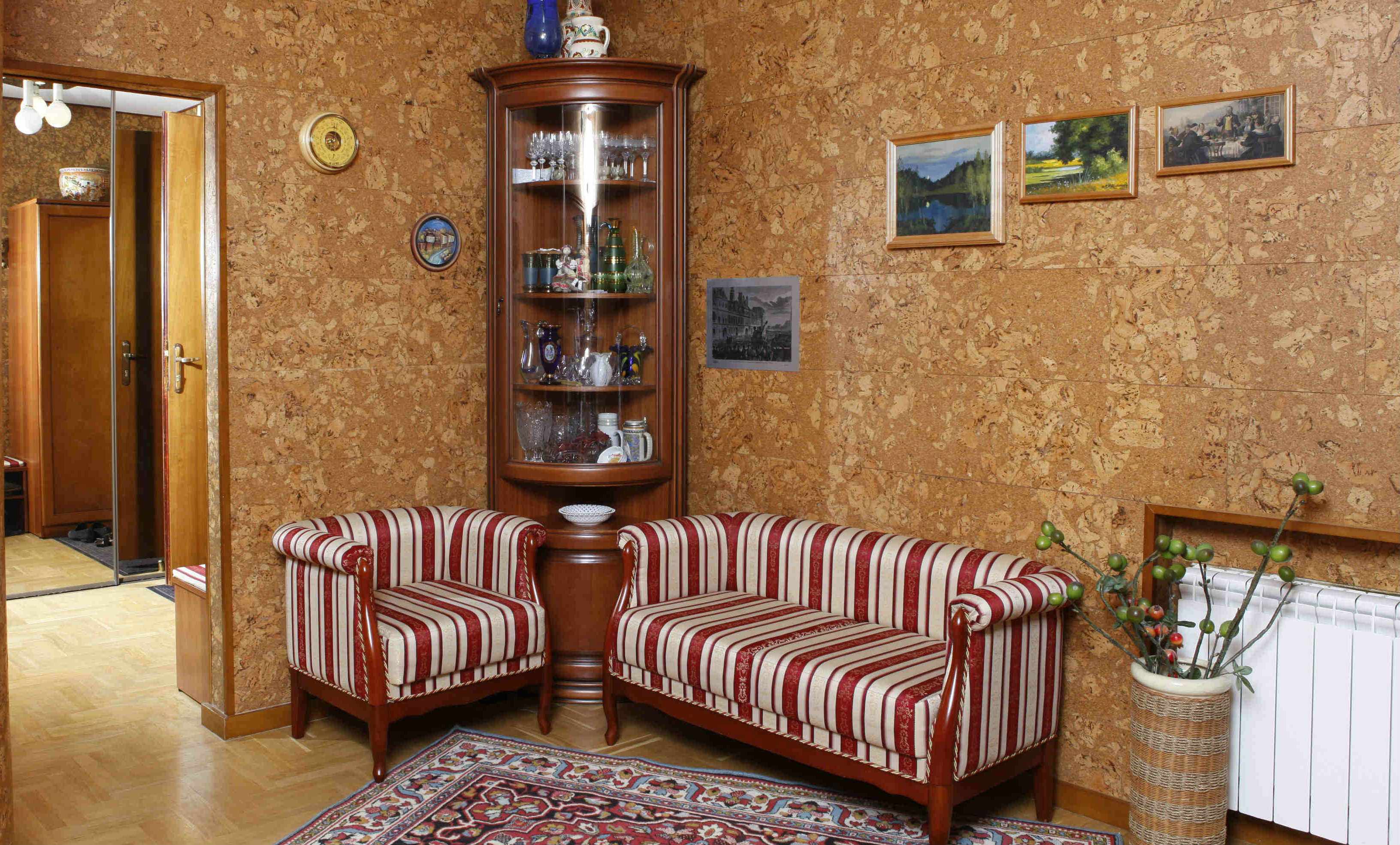 example of using cork in the interior of an apartment