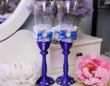 variant of a beautiful decoration of the style of wedding glasses