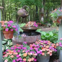 DIY fountain from an old teapot