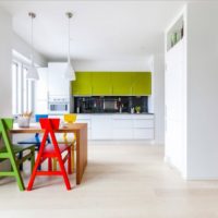 Homemade chairs in the decoration of the kitchen