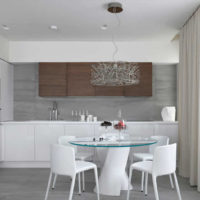 Bright kitchen wall design