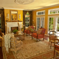 Yellow shades in the interior of the living room