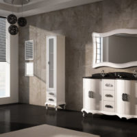 Neoclassical-style bathroom