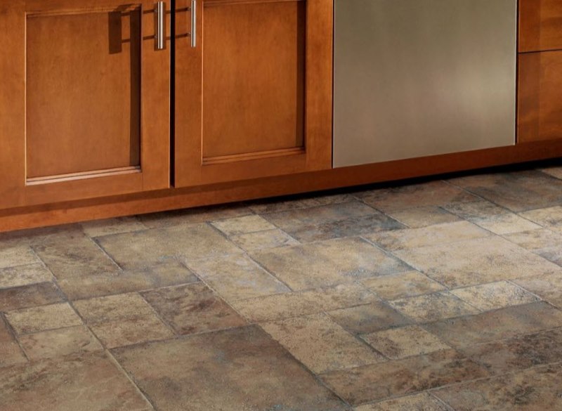 Tiled laminate on the kitchen floor