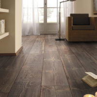 Laminate with natural wood finish