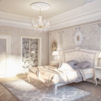 Chambre blanche avec moulures décoratives