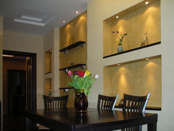 Niche interior decoration with illumination