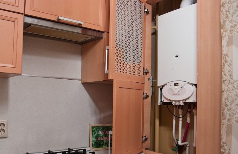 Lattice door of the kitchen cabinet with integrated gas boiler