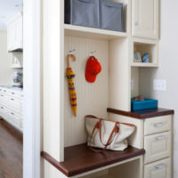 Storage system in the hallway of a country house