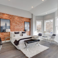 Brickwork in the interior of the bedroom