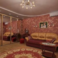 White ceiling in a burgundy bedroom