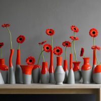 Interior decoration with homemade vases from old bottles