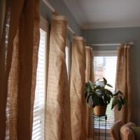 Burlap in the interior of a living room of a residential building