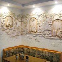 Wall decoration with textured plaster